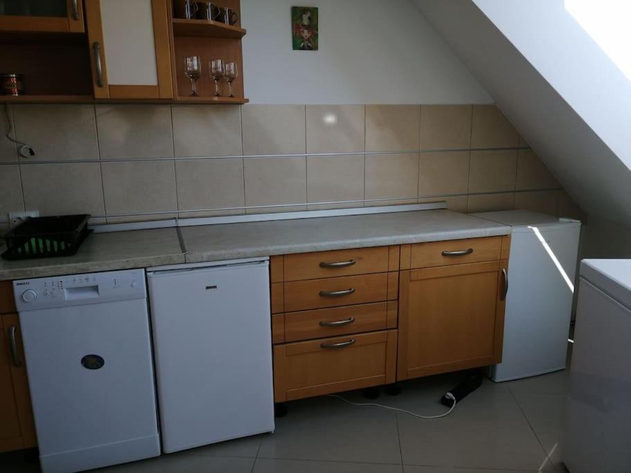 Apartman Natasa 3 วรชาซ ภายนอก รูปภาพ