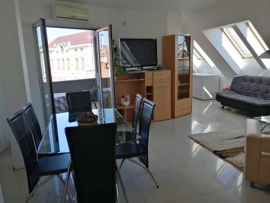 Apartman Natasa 3 วรชาซ ภายนอก รูปภาพ