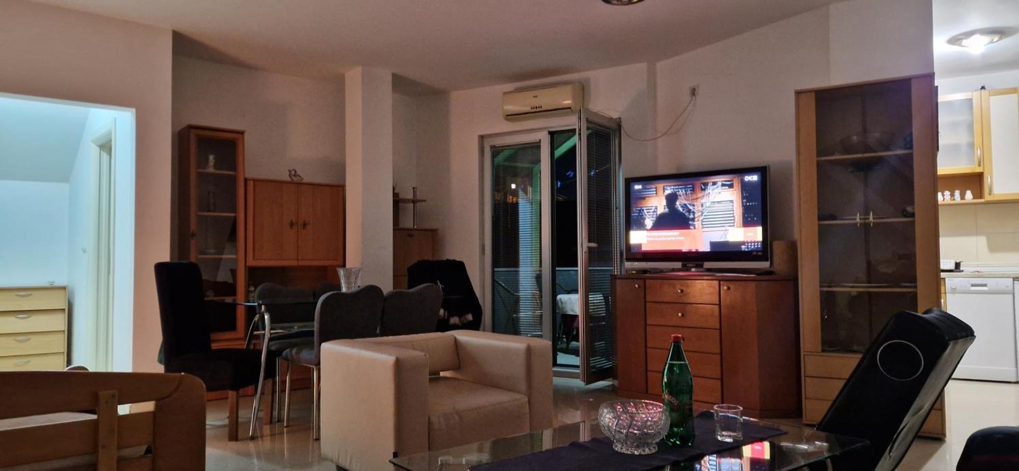 Apartman Natasa 3 วรชาซ ภายนอก รูปภาพ
